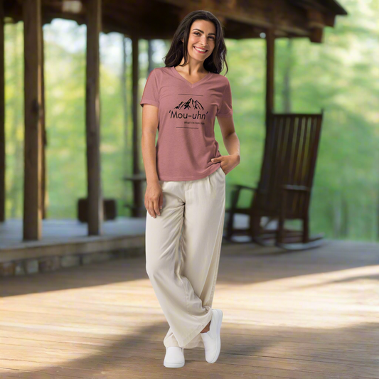 Mou-uhn v-neck t-shirt